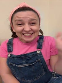 Poster for Gift video from Ms Rachel