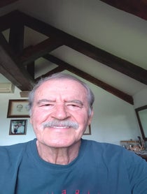 Poster for Pep Talk video from Vicente Fox