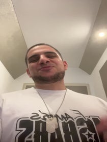 Poster for Gift video from Famoe