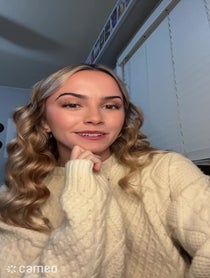 Poster for Intro video video from Hannah Cheramy