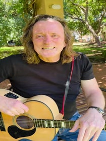 Poster for Holiday video from Murray Cook