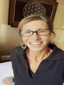 Poster for Holiday video from Dr Nicole Apelian - Reality TV - Alone