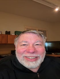 Poster for Holiday video from Steve Wozniak