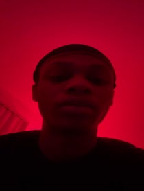 Poster for Gift video from Maribcapn
