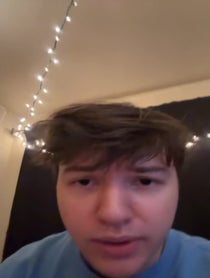 Poster for Gift video from Shoeler