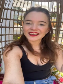 Poster for Gift video from Marguerite Moreau