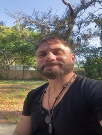 Poster for Fecha de nacimiento video from Austin Aries