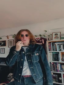 Poster for Fecha de nacimiento video from Javier Parisi