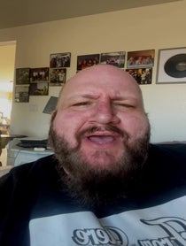 Poster for Gift video from Stephen Kramer Glickman : GUSTAVO!