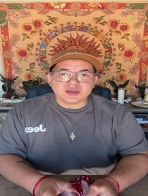 Poster for Tarot reading video from Raphaelsinsights
