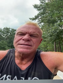 Poster for Fecha de nacimiento video from Billy Gunn