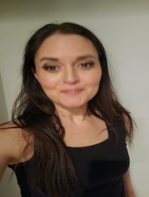 Poster for Vacaciones video from Danica McKellar