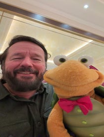 Poster for Jour férié video from Terry Fator