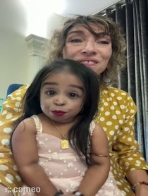 Poster for Intro video video from Jyoti Amge Guinness world Record holder icon