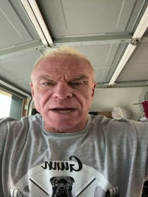 Poster for Fecha de nacimiento video from Billy Gunn