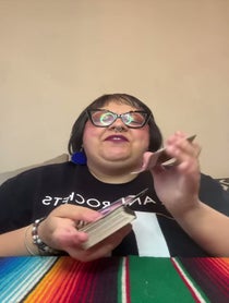Poster for Tarot reading video from Maria Isabel