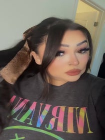Poster for Intro video video from I-VONNEE