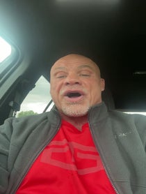 Poster for Fecha de nacimiento video from Kurt Angle