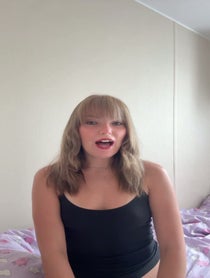 Poster for Roast video from Taylor swift look alike