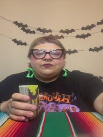 Poster for Tarot reading video from Maria Isabel