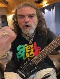 Poster for Día del padre video from Max Cavalera