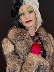 Poster for Intro video video from Cruella De Vil