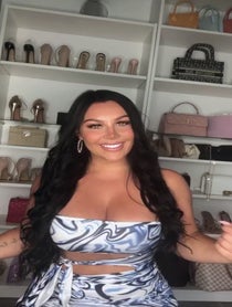 Poster for Intro video video from Loulabellee