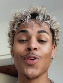 Poster for Intro video video from Prettyboiballo