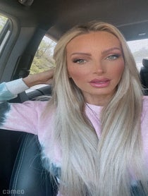 Poster for Intro video video from Holly Stocks