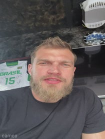 Poster for Intro video video from Tiago Splitter