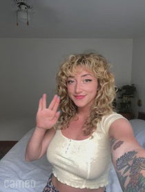 Poster for Intro video video from susie Stellar