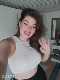 Poster for Intro video video from Gaëlle Wauthier
