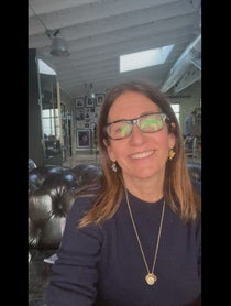 Poster for Gift video from Bobbi Brown
