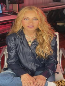 Poster for Gift video from Paulina Rubio