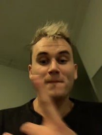 Poster for Gift video from DURTE DOM