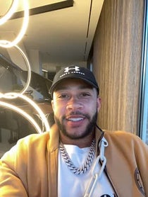 Poster for Birthday video from Memphis Depay