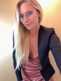 Poster for Autres video from Addie Andrews