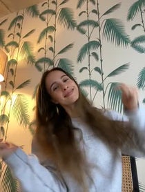 Poster for Gift video from Vanessa Grimaldi