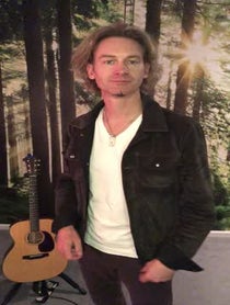 Poster for Announcement video from Bronson Arroyo