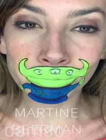 Poster for Intro video video from Martine Beerman