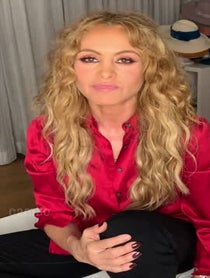 Poster for Intro video video from Paulina Rubio