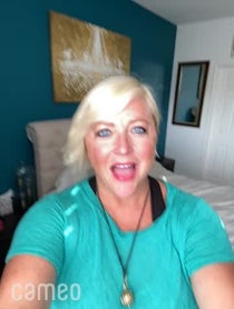 Poster for Intro video video from Nikki Snelson