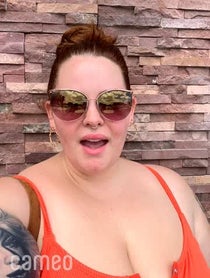 Poster for Intro video video from Tess Holliday