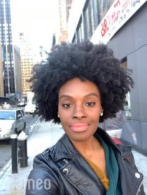 Poster for Intro video video from Essence Gant