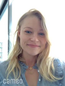 Poster for Intro video video from Emilie de Ravin