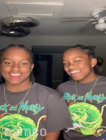 Poster for Intro video video from SplashTwinz